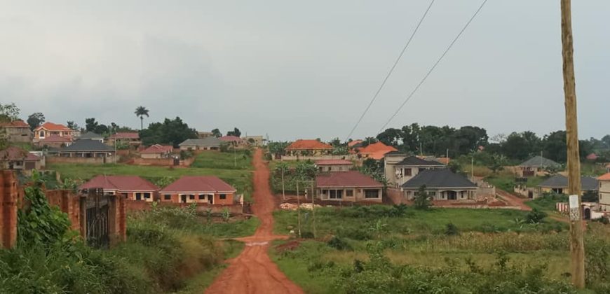 Gayaza-Nakwero Estate just behind Canansite estate